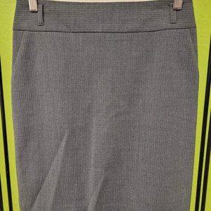Banana Republic - Gray Striped Pencil Skirt - Sz. 0